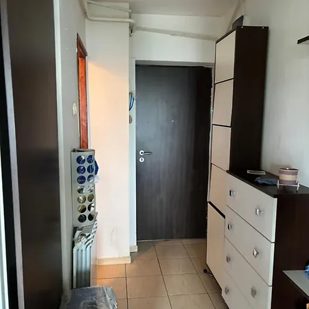 Cu 3 Apartment