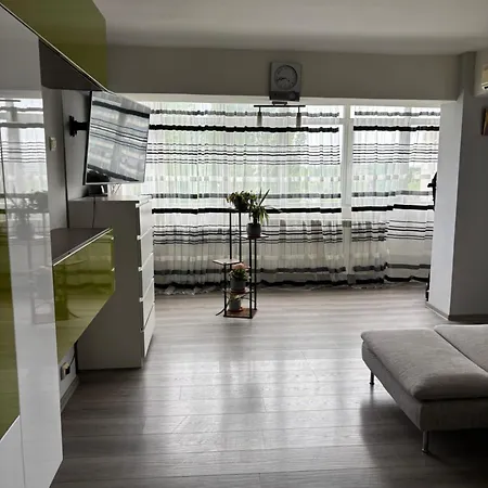 Apartment Cu 3 Alexia Craiova